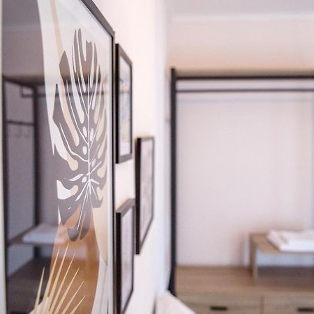 Konstantina & Evgenia Deluxe Apartment Néa Péramos Dış mekan fotoğraf