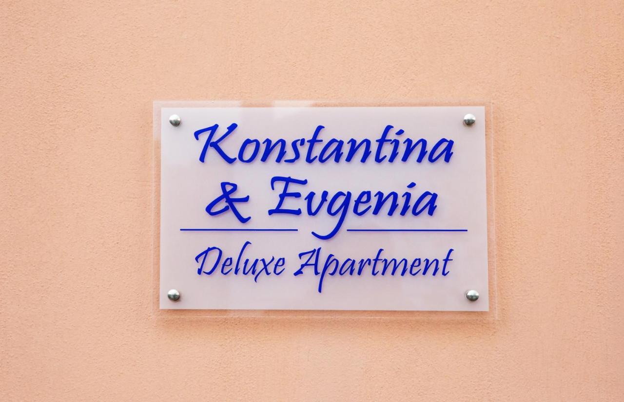 Konstantina & Evgenia Deluxe Apartment Néa Péramos Dış mekan fotoğraf